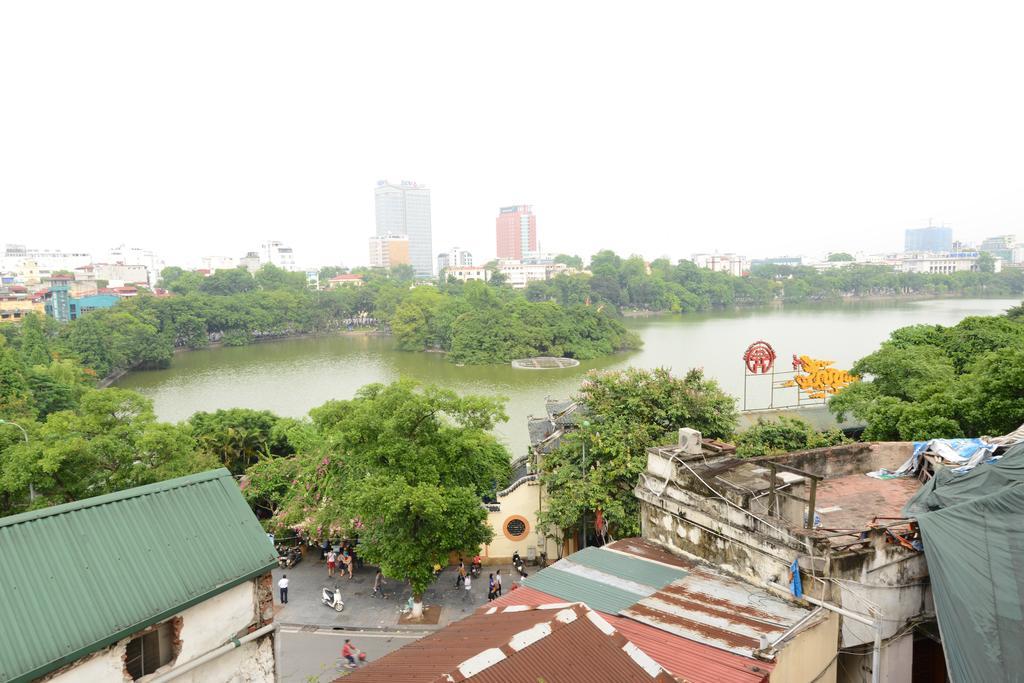 Madam Moon Guesthouse 2 Hanoi Exterior photo