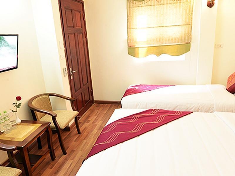 Madam Moon Guesthouse 2 Hanoi Exterior photo
