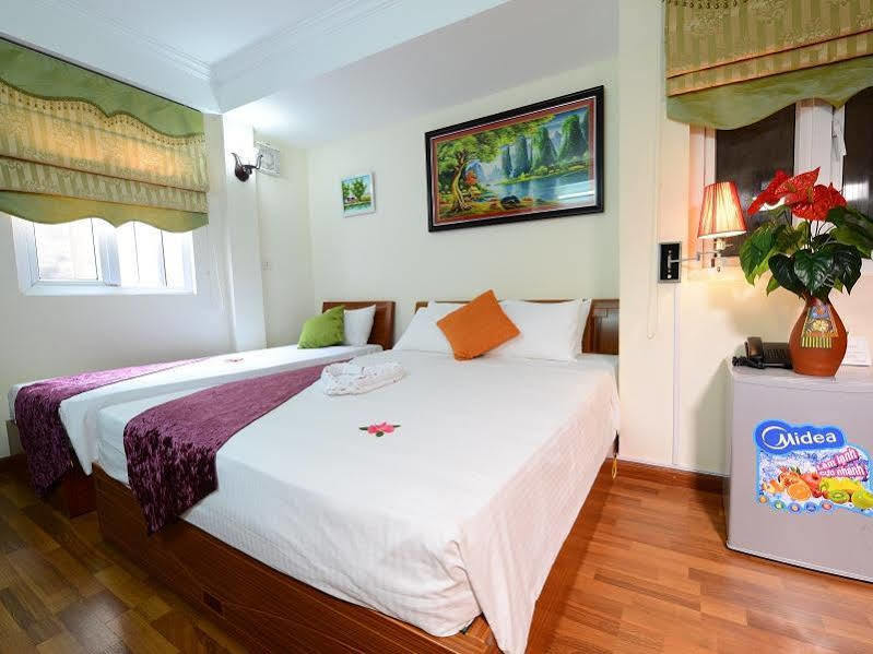Madam Moon Guesthouse 2 Hanoi Exterior photo