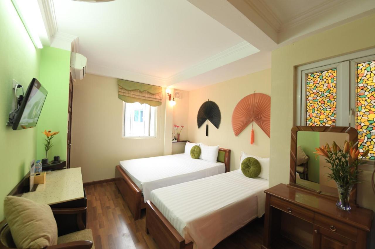 Madam Moon Guesthouse 2 Hanoi Exterior photo