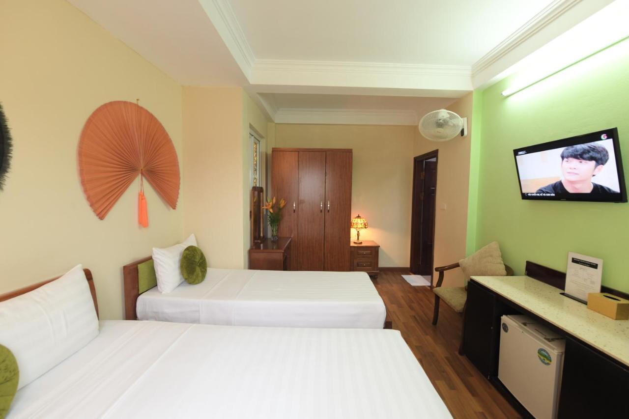 Madam Moon Guesthouse 2 Hanoi Exterior photo