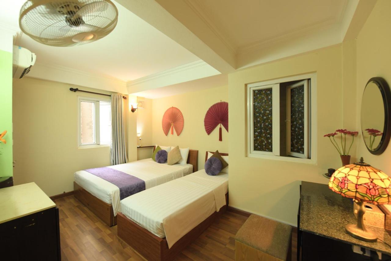 Madam Moon Guesthouse 2 Hanoi Exterior photo