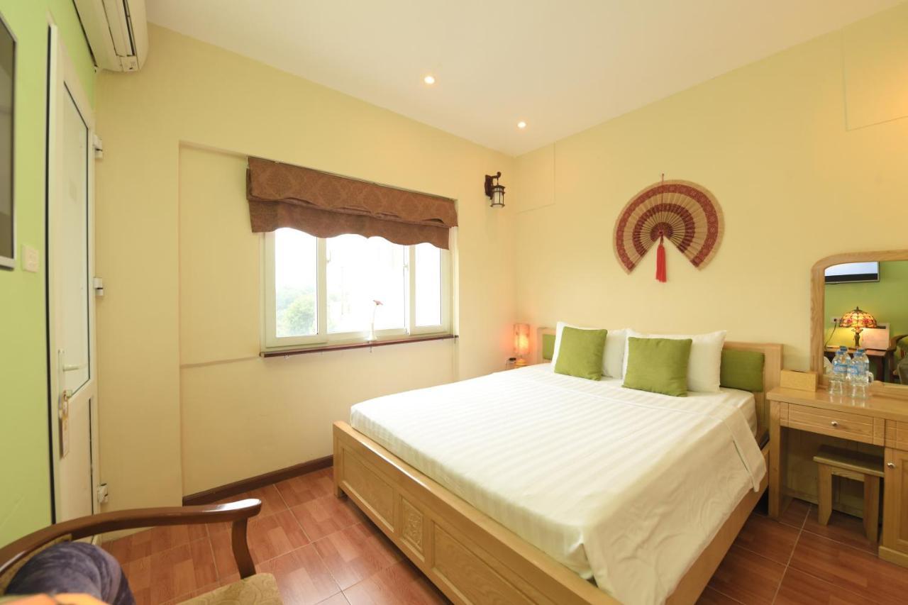 Madam Moon Guesthouse 2 Hanoi Exterior photo